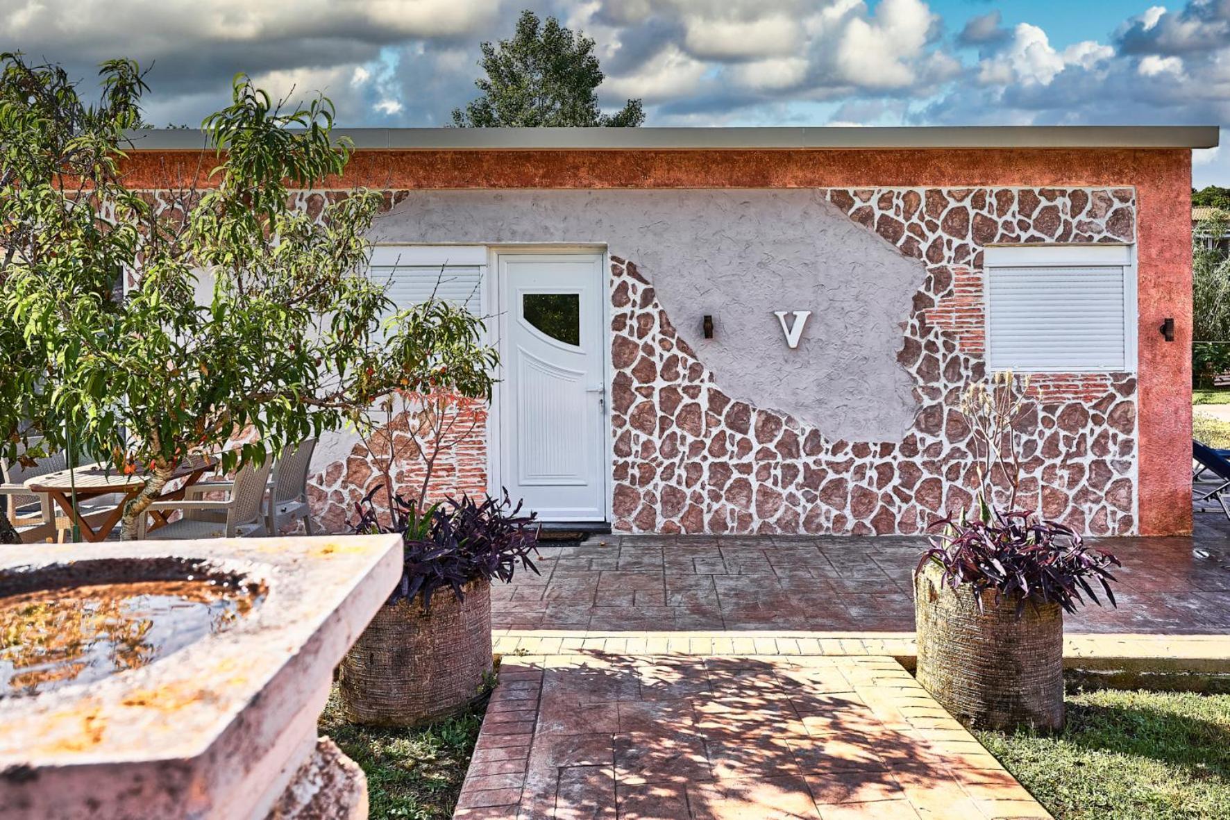 Anna Studios Marathias  Exterior photo